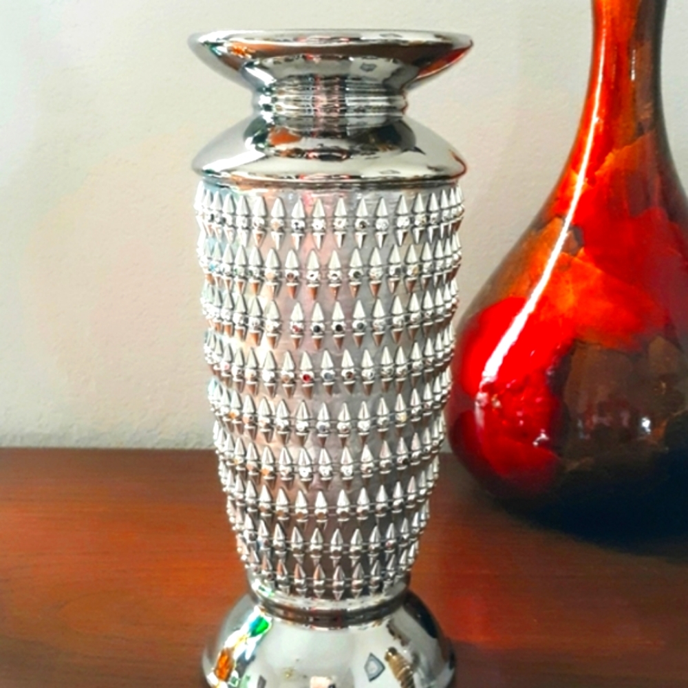 NEW CERAMIC CANDLE HOLDER SILVER TEXTURED PILLAR SIZE